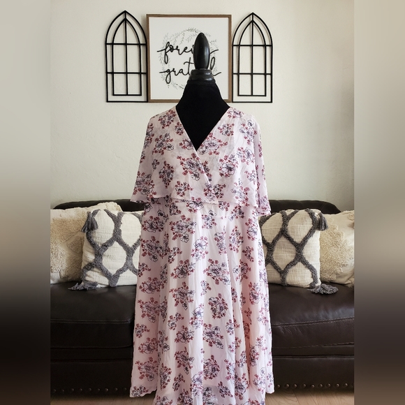 Torrid Blush Floral Chiffon Skater Dress Women's Size 22 Classic Boho Chic Retro - Picture 4 of 12